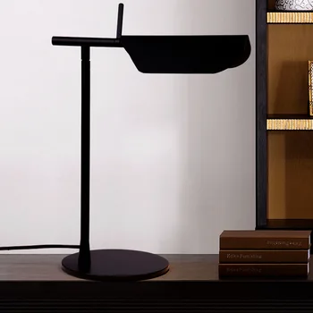 Moderné, jednoduché, stolná lampa štúdia detskej izby Office výstavná sieň model izba business stolná lampa navrhnuté v Taliansku